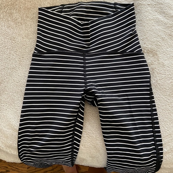 Lulu lemon leggings - Picture 1 of 3